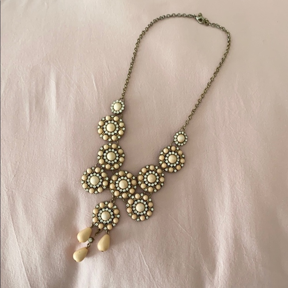Statement necklace
